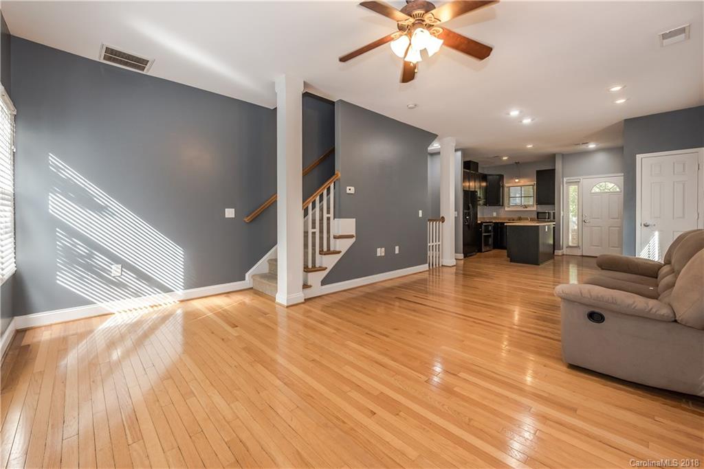 729 Grandin Road Charlotte, NC 28208 - Photo 12 of 33
