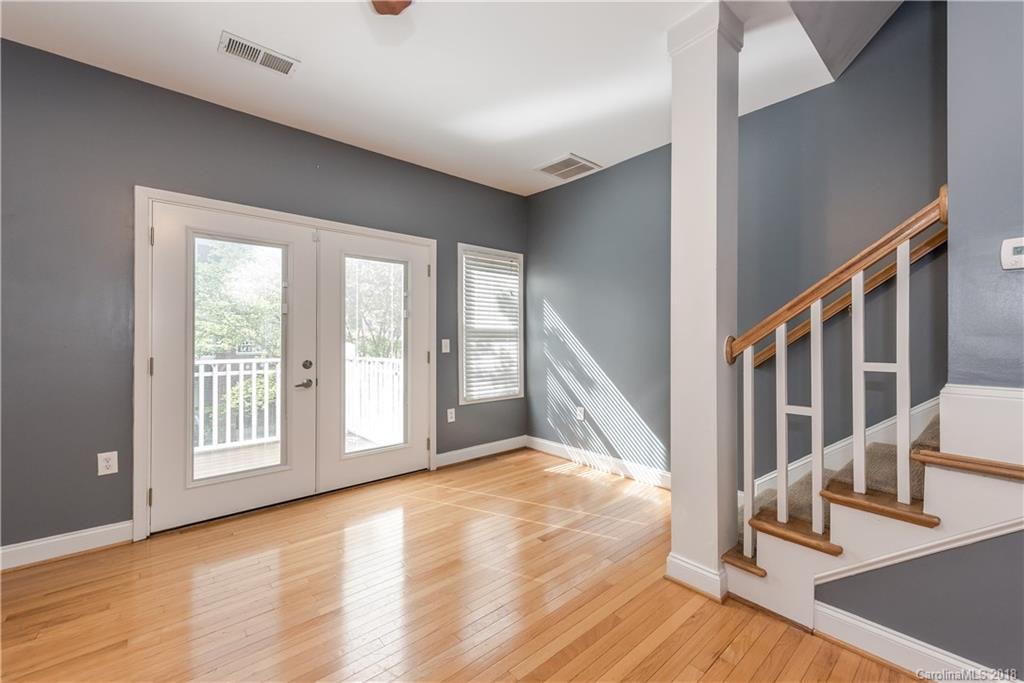 729 Grandin Road Charlotte, NC 28208 - Photo 15 of 33