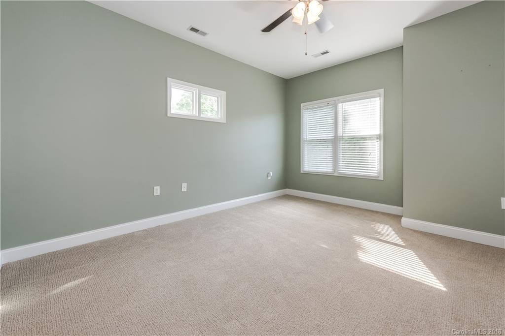 729 Grandin Road Charlotte, NC 28208 - Photo 24 of 33