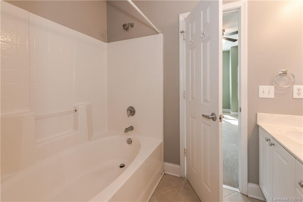 729 Grandin Road Charlotte, NC 28208 - Photo 29 of 33