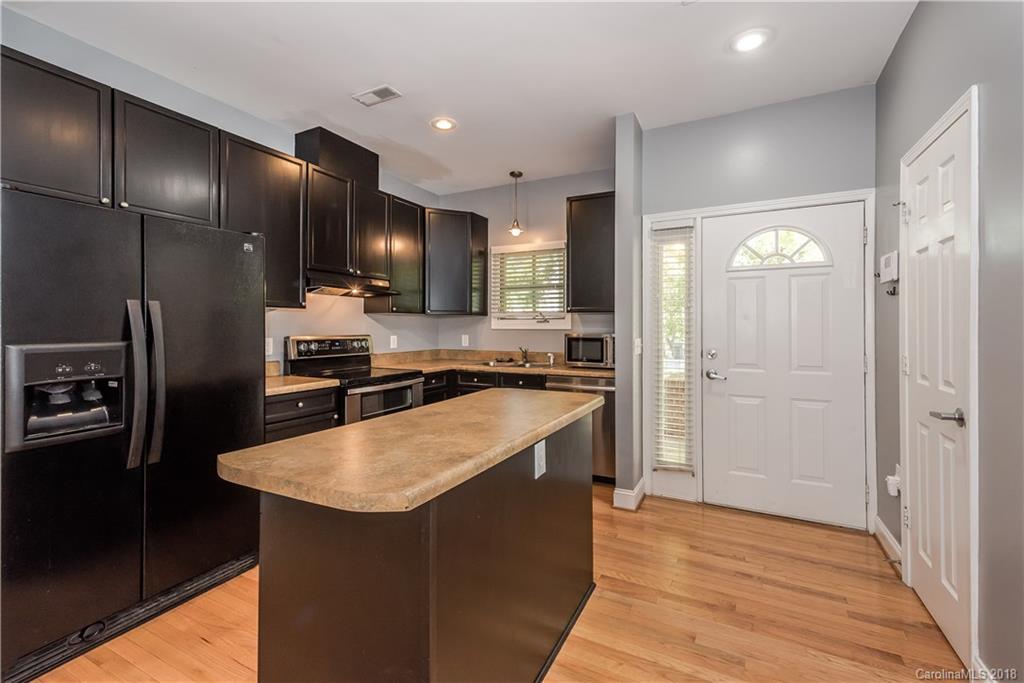 729 Grandin Road Charlotte, NC 28208 - Photo 5 of 33