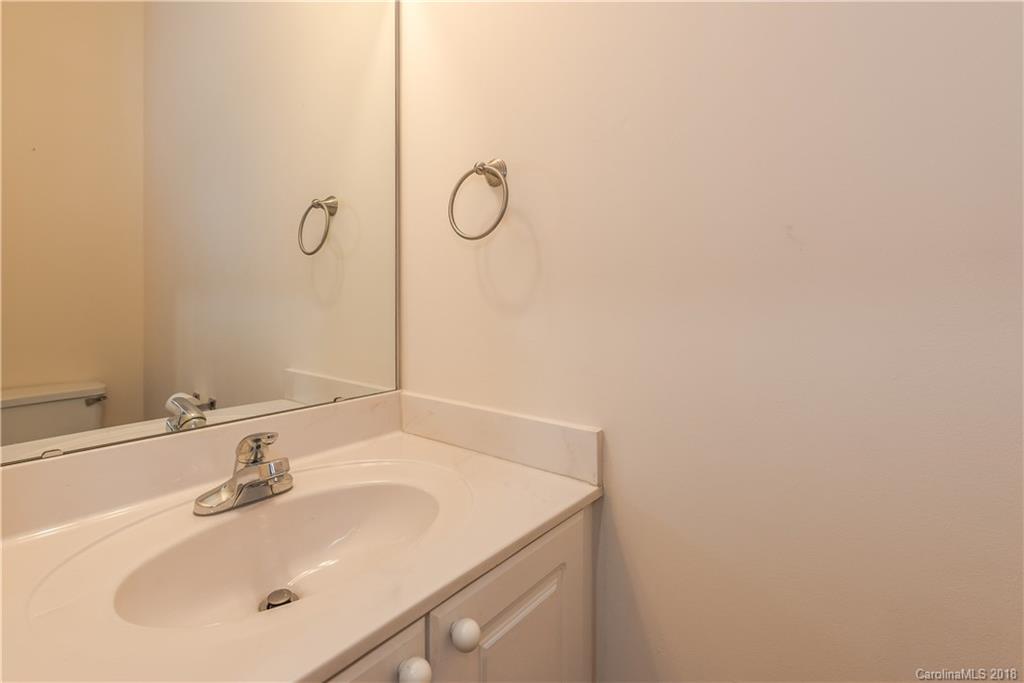 729 Grandin Road Charlotte, NC 28208 - Photo 9 of 33