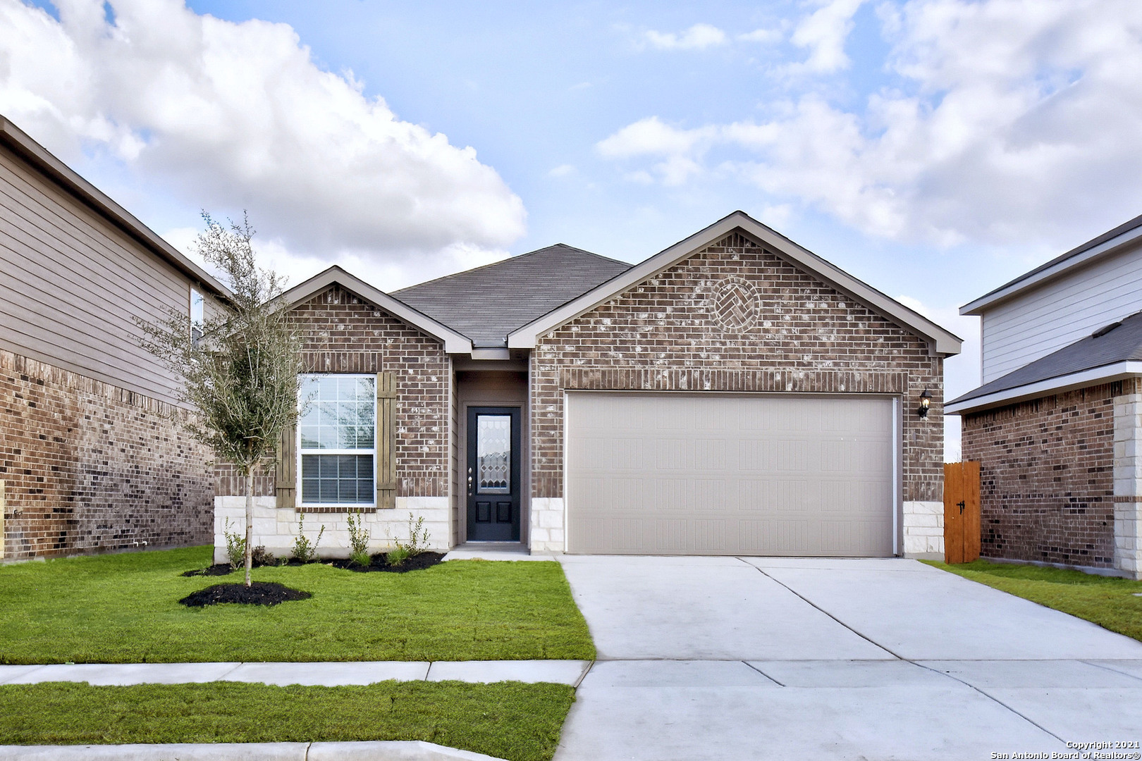 9327 Nubuck Branch Converse, TX 78109 - Photo 1 of 1