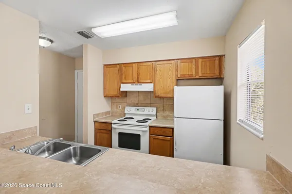 $1,450 | 2414 Fox Hollow Drive, Titusville, FL 32796