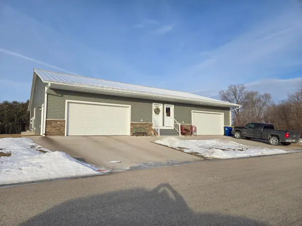 $674,900 | 115-119 Easy Street, Stoddard, WI 54658