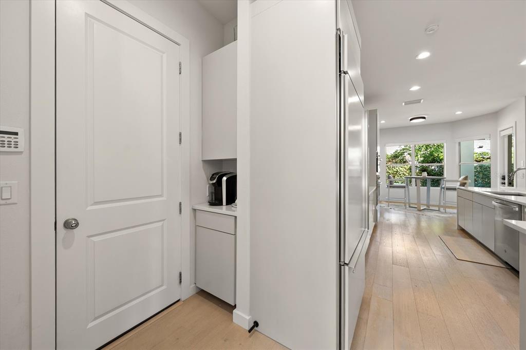 3901 West Granada Street Tampa, FL 33629 - Photo 14 of 45 a view of a hallway view with wooden floor and living room