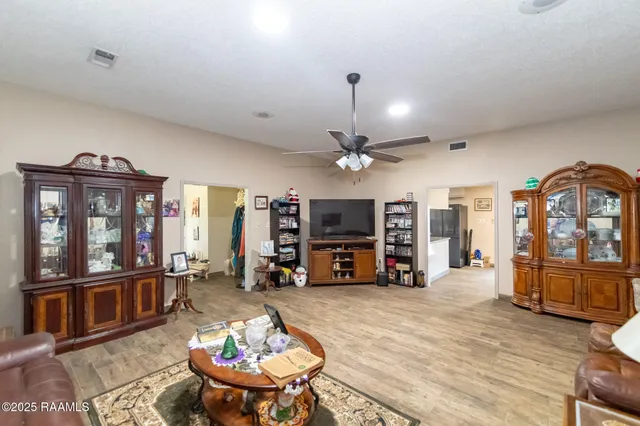 $295,000 | 3745 Highway 360, Melville, LA 71353