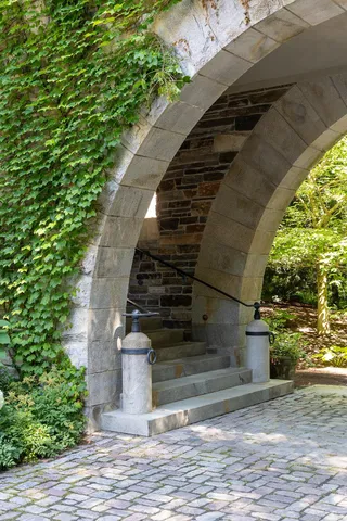 $39,000,000 | 650 Francis Road, Bethel, VT 05032