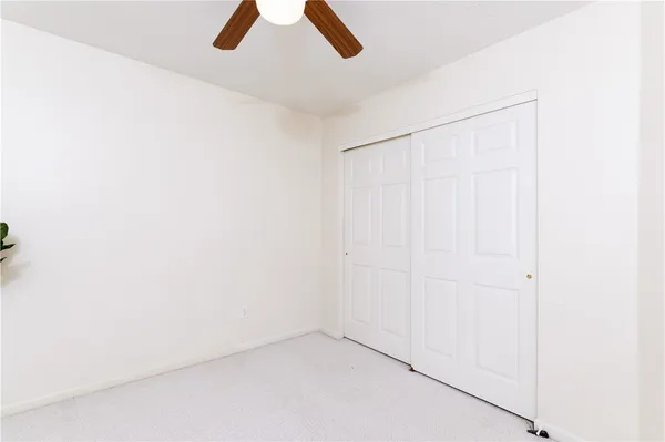 $399,900 | 305 Alverstone Way, Henrietta, NY 14586