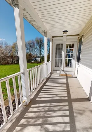 $399,900 | 305 Alverstone Way, Henrietta, NY 14586