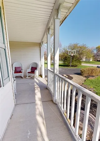 $399,900 | 305 Alverstone Way, Henrietta, NY 14586