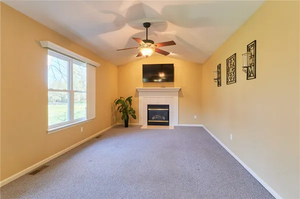 $399,900 | 305 Alverstone Way, Henrietta, NY 14586