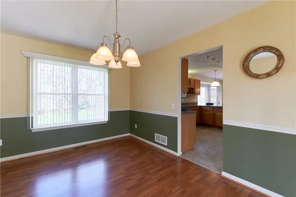 $399,900 | 305 Alverstone Way, Henrietta, NY 14586