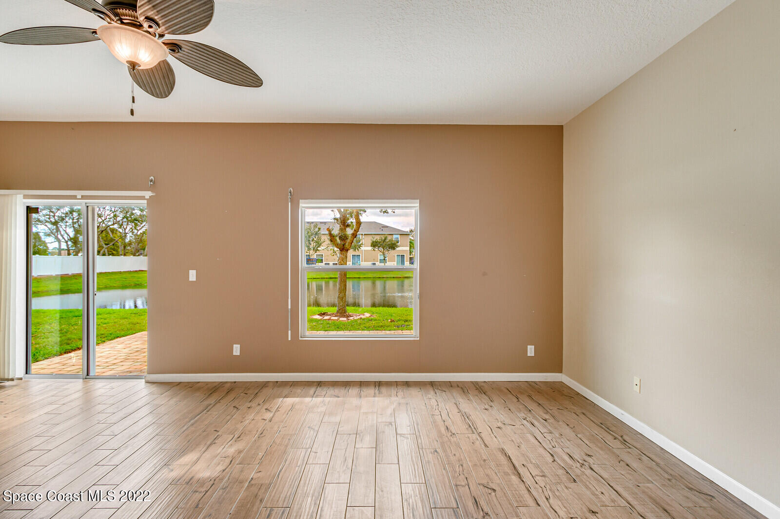 2765 Revolution Street, Unit 101 Melbourne, FL 32935 - Photo 11 of 48 Family room