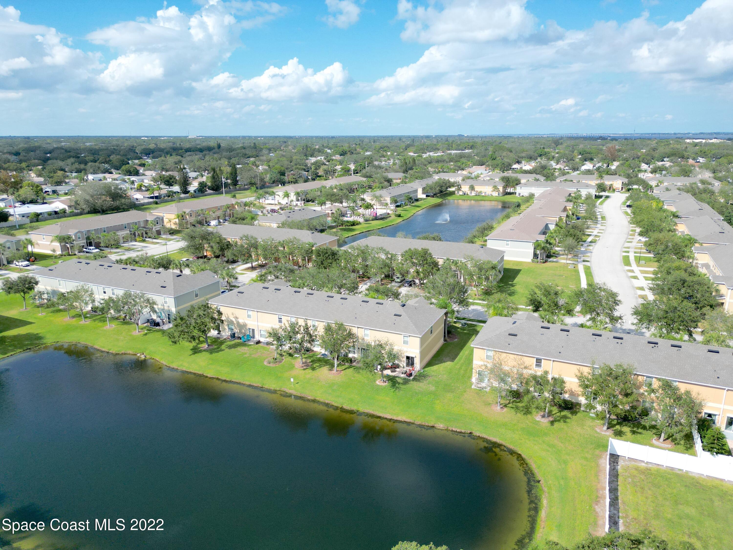 2765 Revolution Street, Unit 101 Melbourne, FL 32935 - Photo 39 of 48 Playground pool