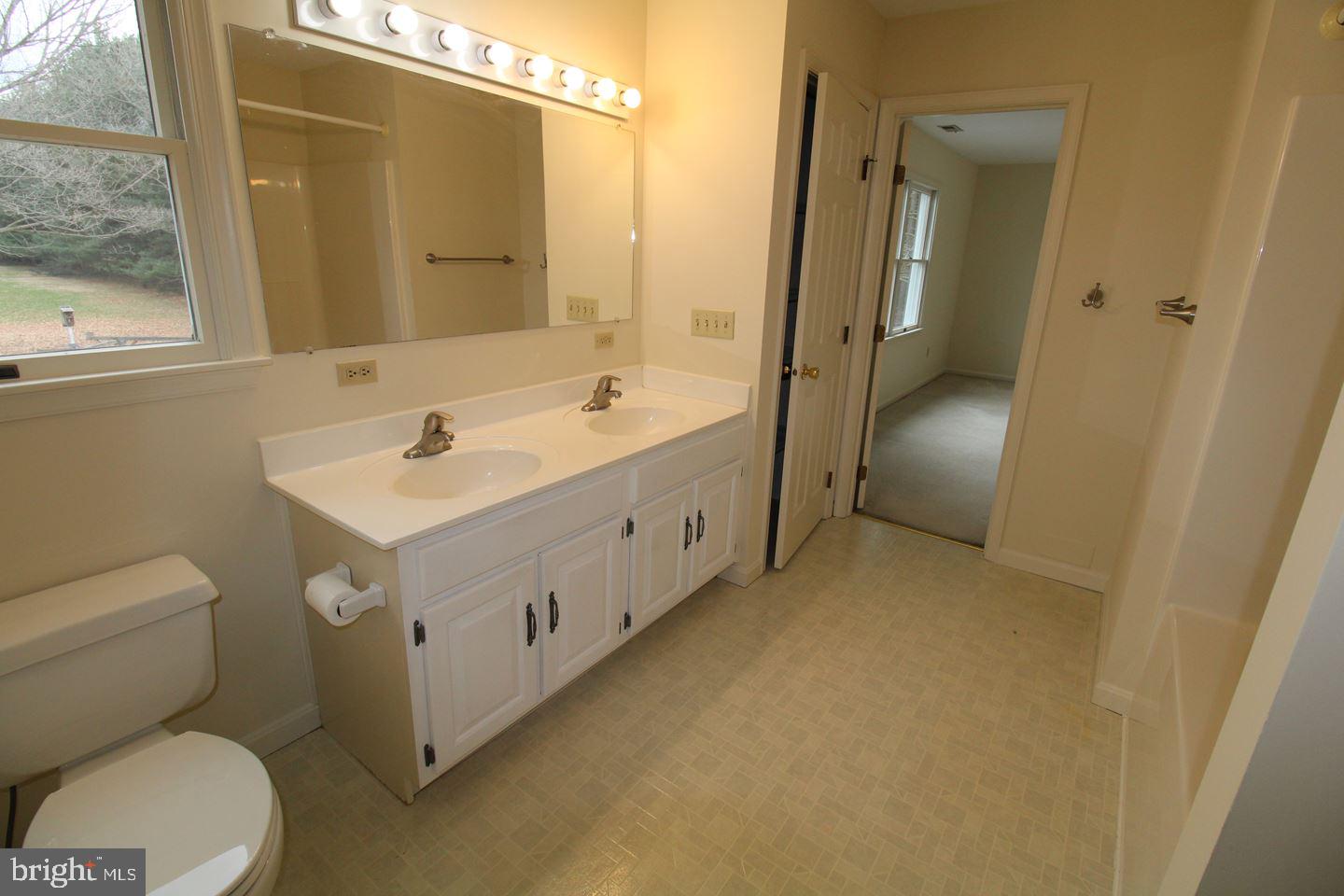 1301 Bridgetown Road Henderson, MD 21640 - Photo 11 of 35