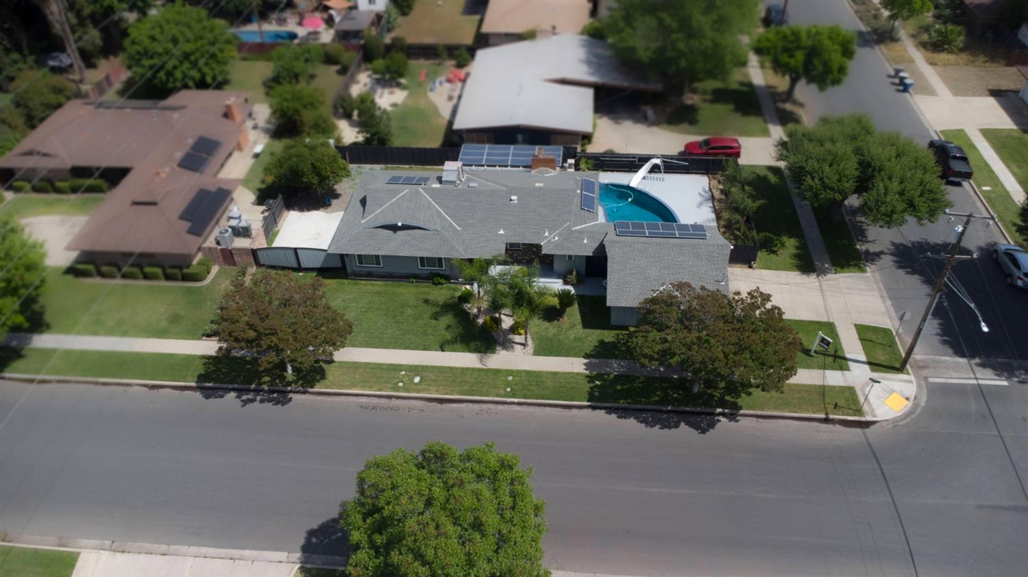 3662 North Angus Street Fresno, CA 93726 - Photo 65 of 67 an aerial view of a house
