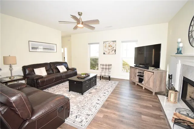 $400,000 | 550 Swan Creek Court Northwest, Suwanee, GA 30024