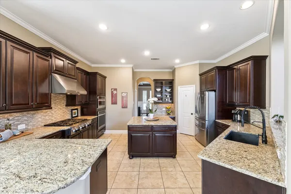 $925,000 | 17910 Lake Nocona Court, Cypress, TX 77433