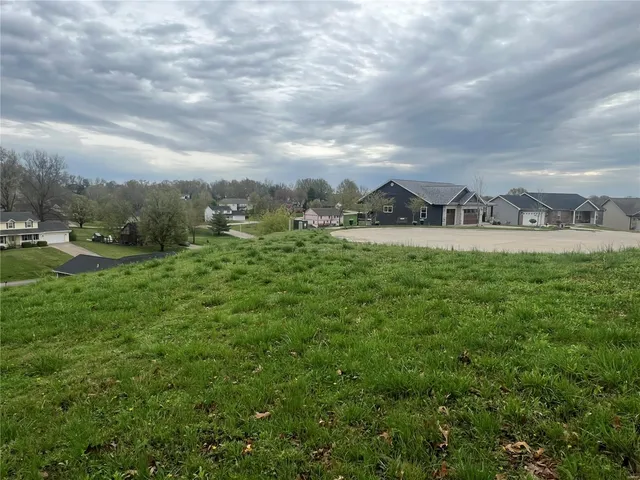 $49,900 | 725 Old Mill Drive, Cape Girardeau, MO 63701