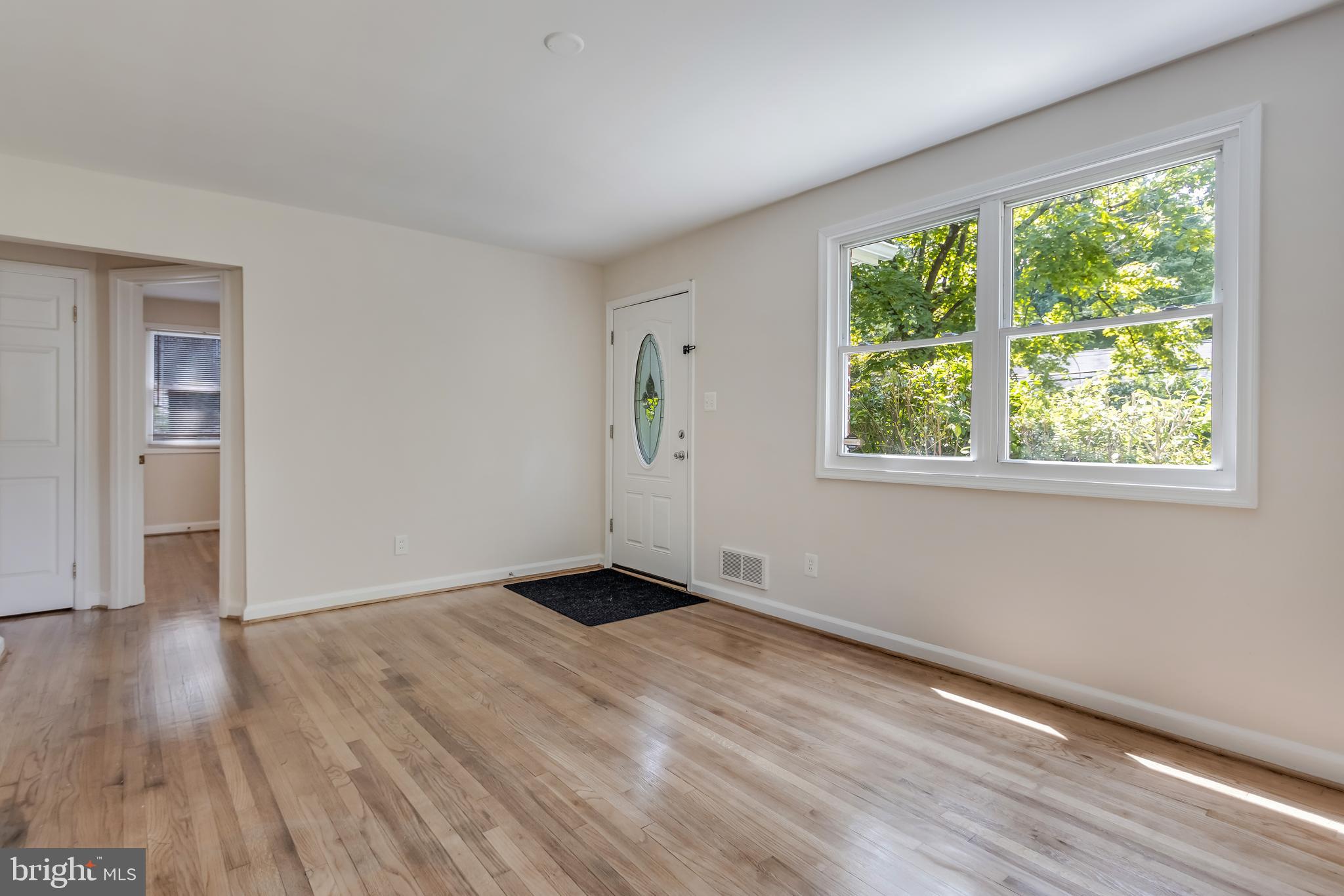 11603 Gail Street Silver Spring, MD 20902 - Photo 3 of 19 Enter into living room with wood floors