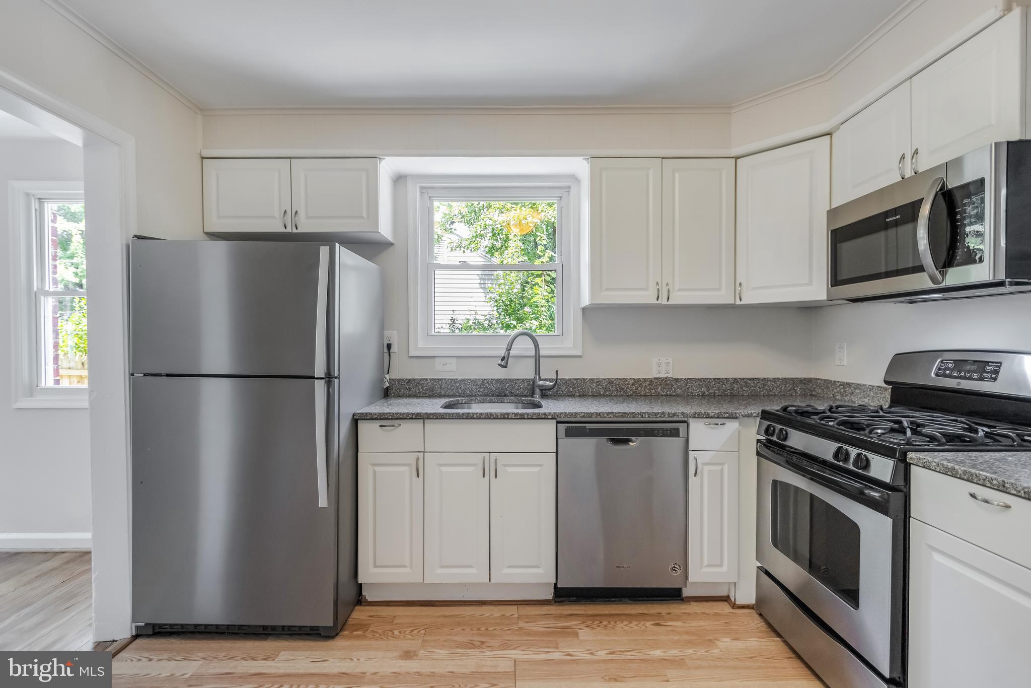 11603 Gail Street Silver Spring, MD 20902 - Photo 7 of 19 Stainless appliances