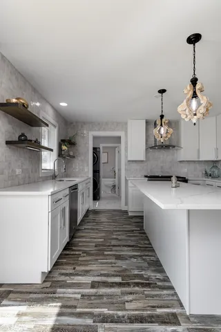 $558,500 | 38W715 Huntley Road, West Dundee, IL 60118