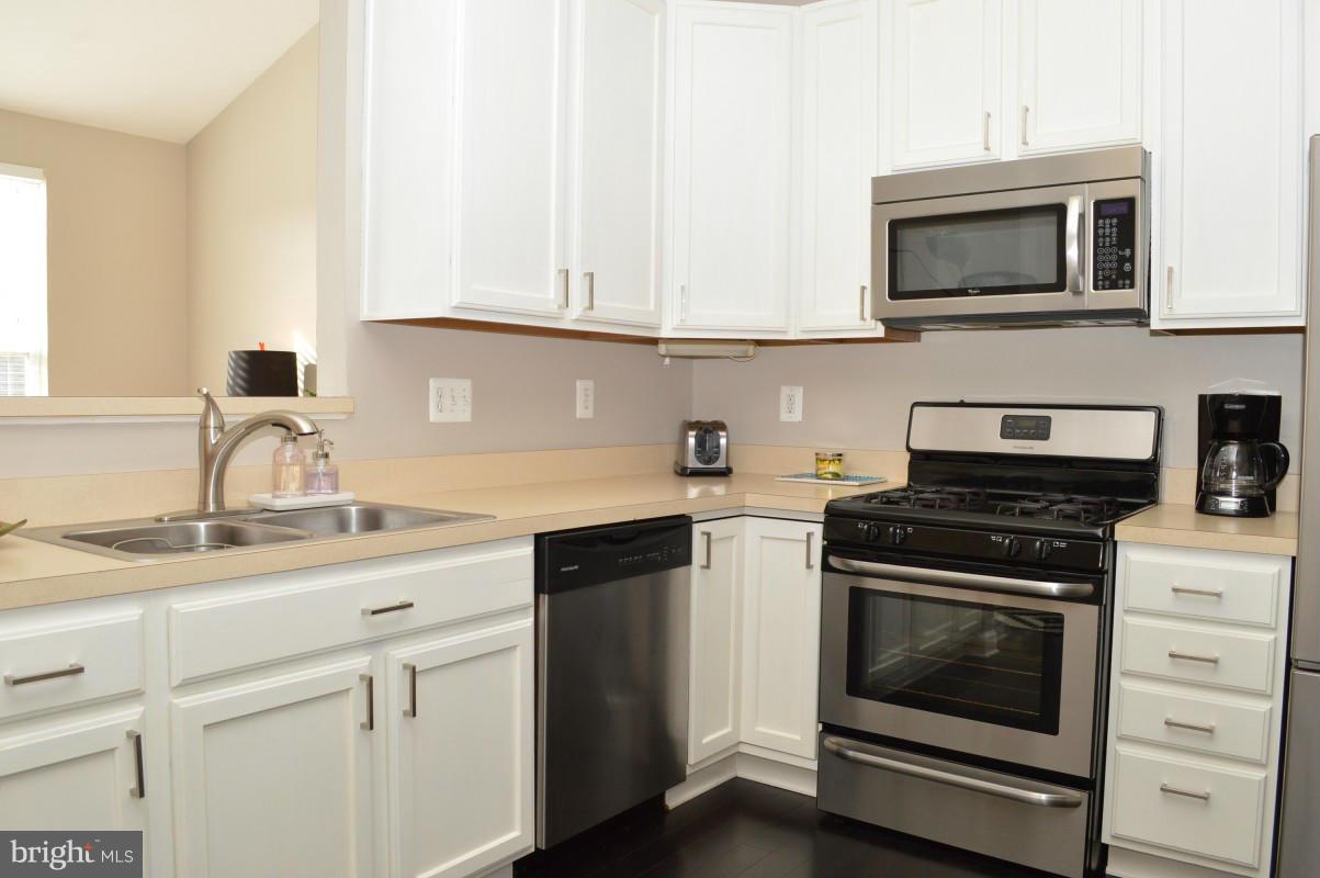 3826 Addison Woods Road Frederick, MD 21704 - Photo 11 of 30 Kitchen