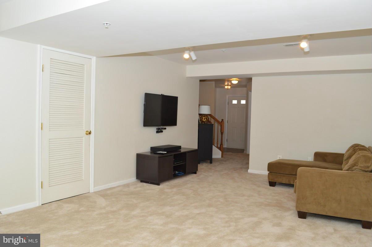 3826 Addison Woods Road Frederick, MD 21704 - Photo 26 of 30 Interior (General)