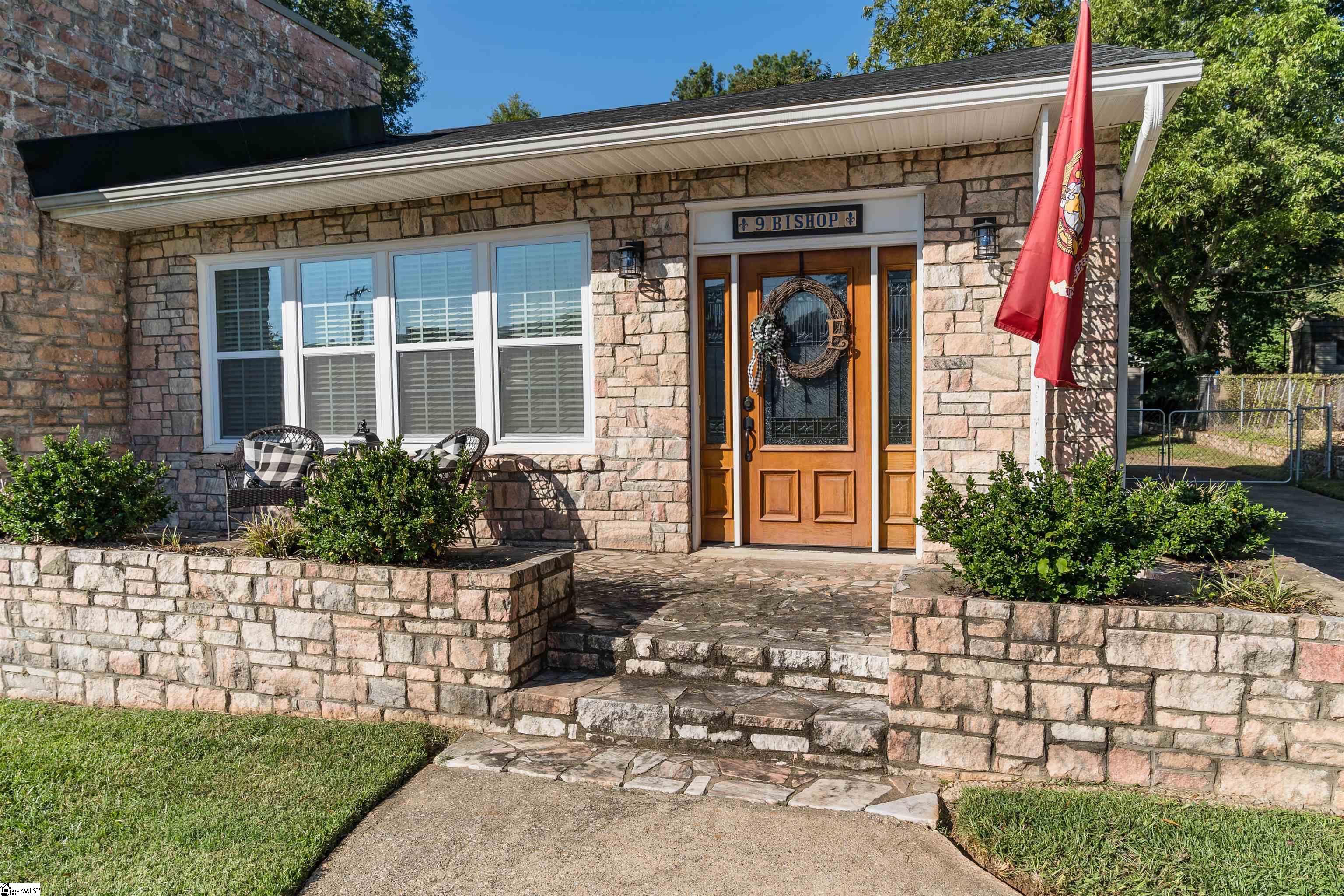9 Bishop Street Inman, SC 29349 - Photo 1 of 35