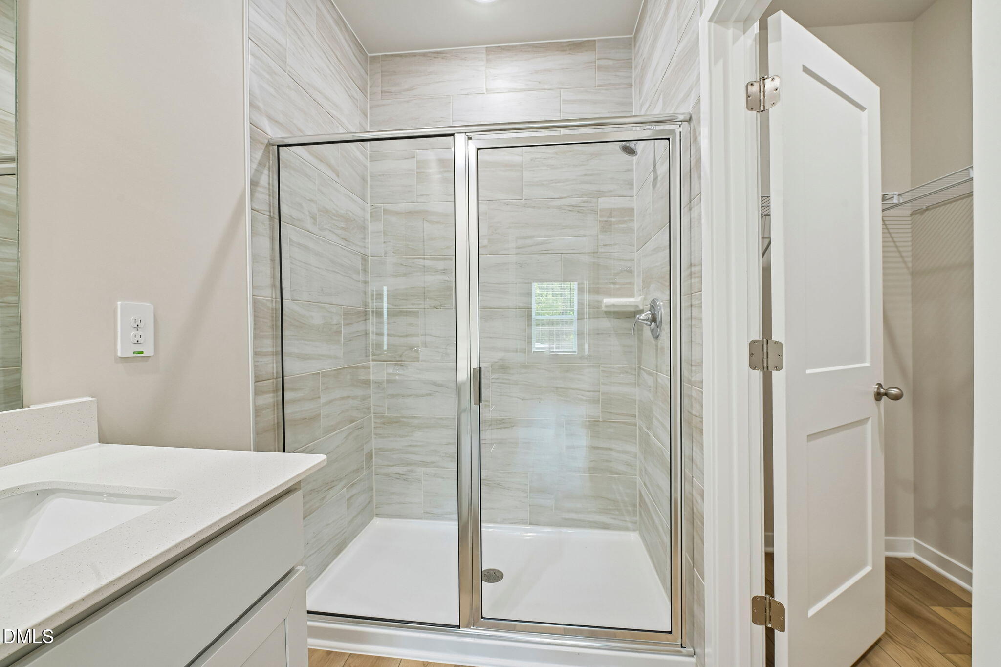 1502 Hatteras Road Durham, NC 27703 - Photo 23 of 44 23-web-or-mls-Raleigh - Avalon Place - 1