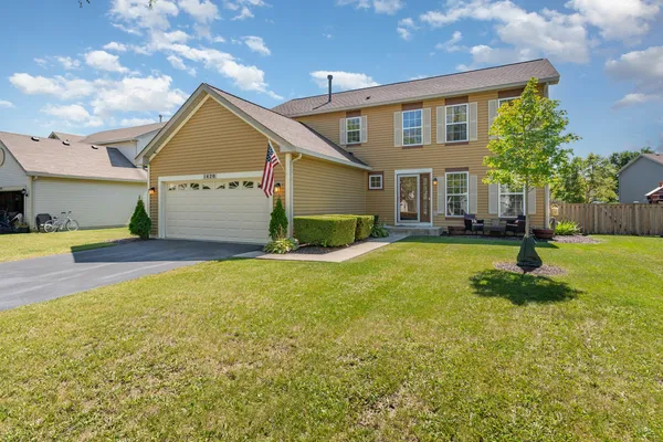 $379,000 | 1420 Marigold Lane, Minooka, IL 60447