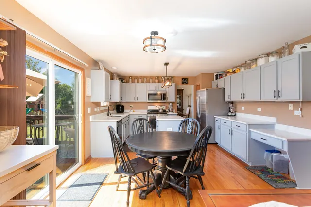 $379,000 | 1420 Marigold Lane, Minooka, IL 60447