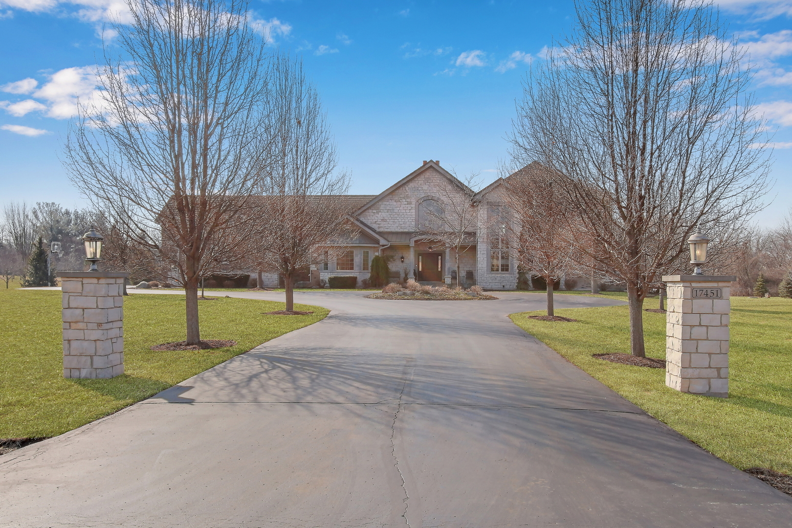 17451 Bridle Trail Road Gurnee, IL 60031 - Photo 30 of 121