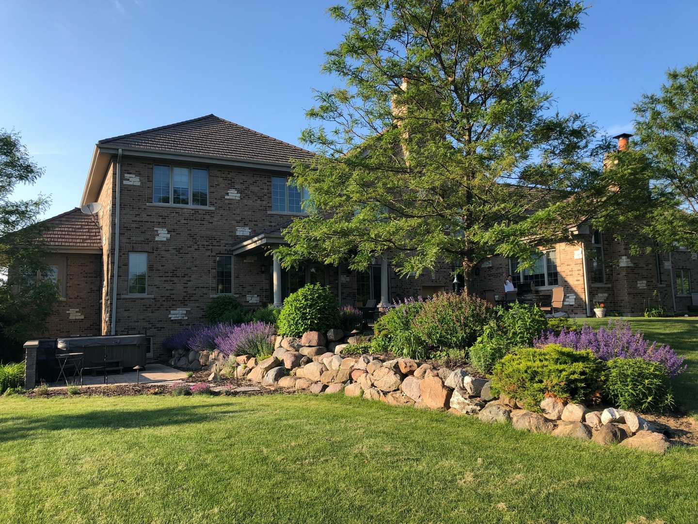 17451 Bridle Trail Road Gurnee, IL 60031 - Photo 74 of 121 a view of a house with a yard and sitting area