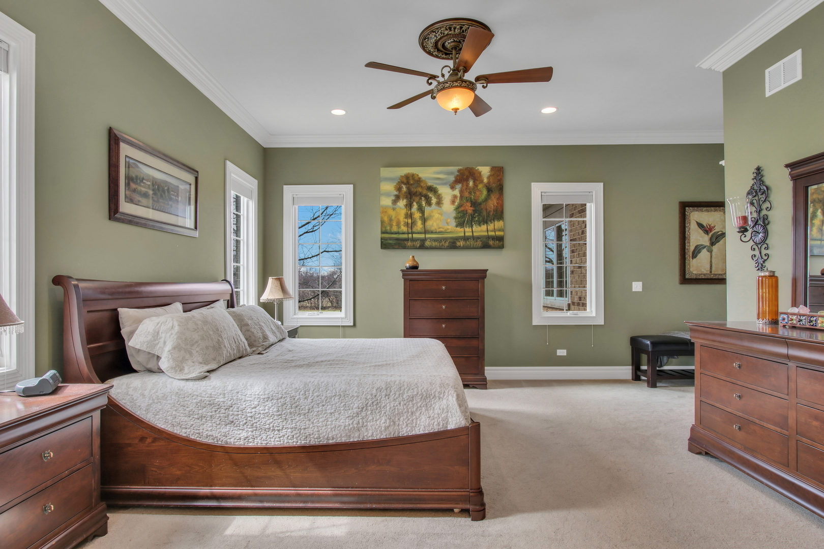 17451 Bridle Trail Road Gurnee, IL 60031 - Photo 99 of 121 a living room with furniture and a flat screen tv