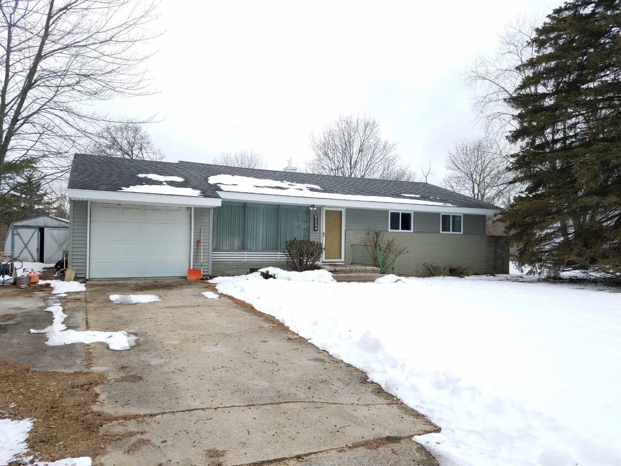 2176 Ralph Avenue Alpena, MI 49707 - Photo 1 of 15 Gallery Image 1