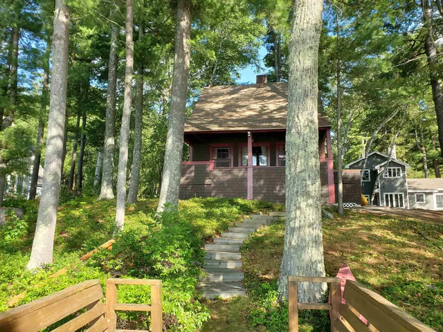 $1,750,000 | 36 Shore Drive, Newbury, NH 03255