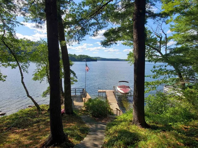 $1,750,000 | 36 Shore Drive, Newbury, NH 03255