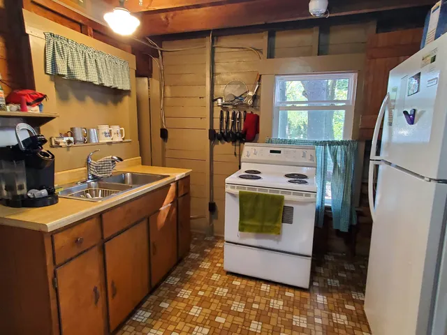 $1,750,000 | 36 Shore Drive, Newbury, NH 03255