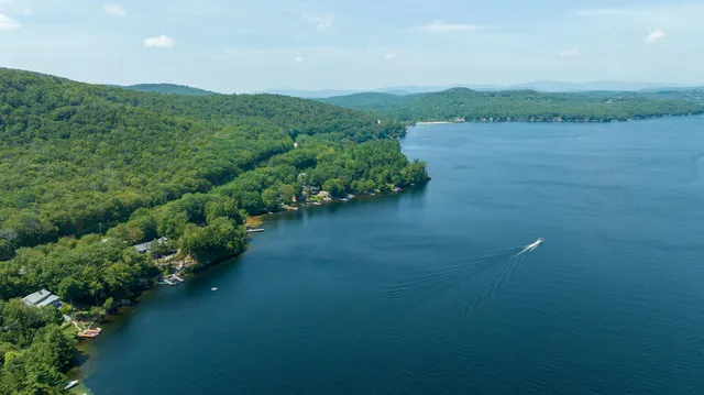 $1,750,000 | 36 Shore Drive, Newbury, NH 03255