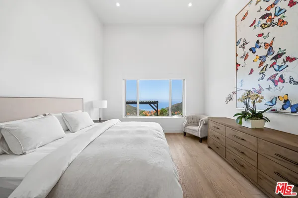 $30,000 | 10715 Yerba Buena Road, Malibu, CA 90265