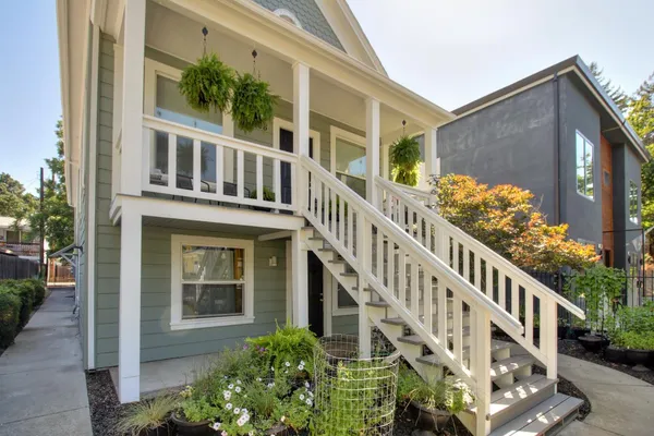 $1,199,999 | 3108 2nd Avenue, Sacramento, CA 95817