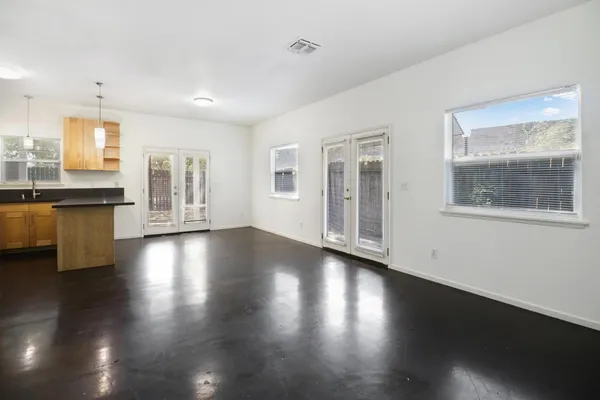 $1,199,999 | 3108 2nd Avenue, Sacramento, CA 95817