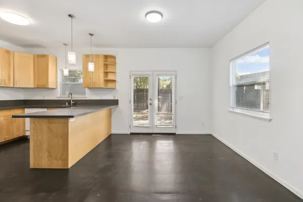 $1,199,999 | 3108 2nd Avenue, Sacramento, CA 95817