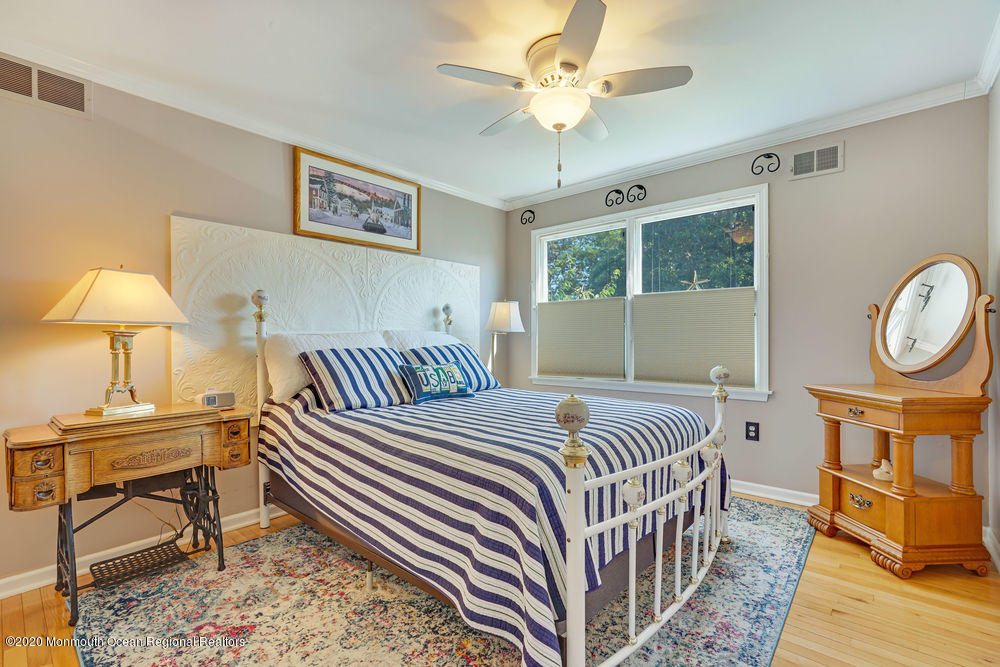 802 Wall Road Spring Lake Heights, NJ 07762 - Photo 20 of 27