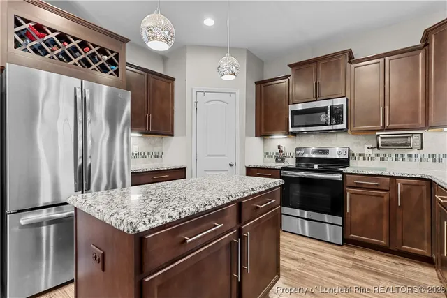 $425,000 | 1908 Sweetfern Place, Aberdeen, NC 28315