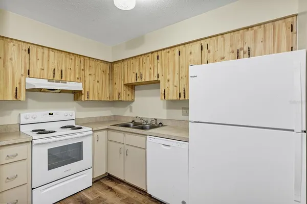 $1,250 | 3800 Southeast 17th Court, Unit B, Ocala, FL 34480