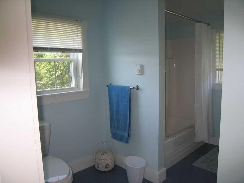 48 Field Road Harpswell, ME 04079 - Photo 16 of 24 Bathroom.