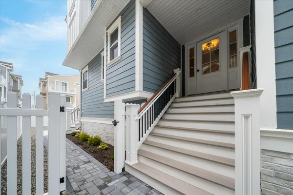 $2,549,000 | 126 61st Street, Unit WEST, Sea Isle City, NJ 08243